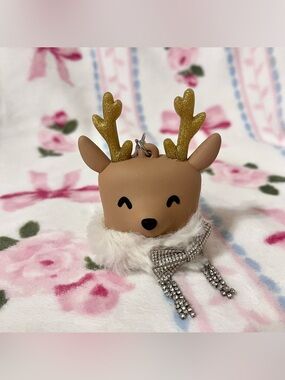 Bath&BodyWorks Bling Diamond Bow Reindeer Sanitizer Holder
